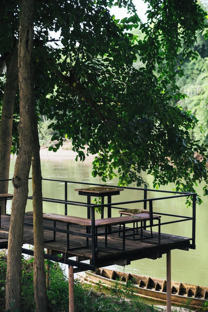 Chong Khaep Aingkwai Resort