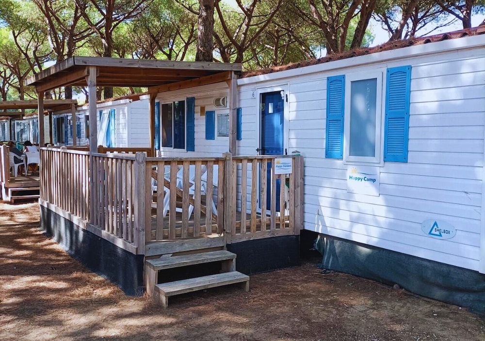 Happy Camp in Camping S'Ena Arrubia