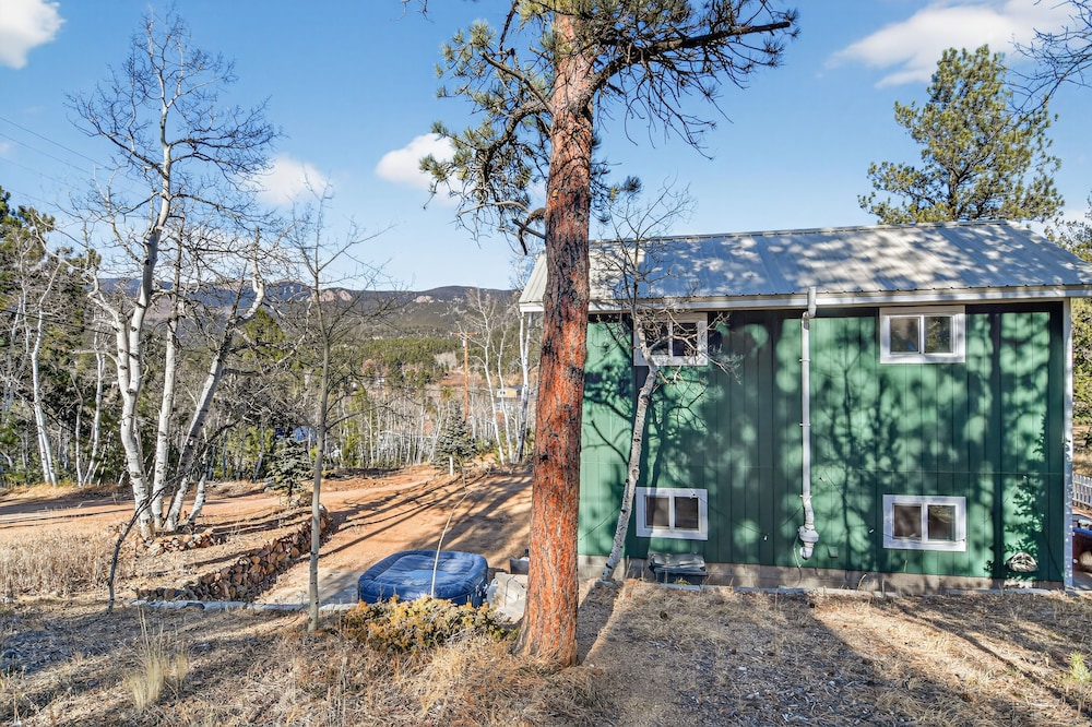 Mountain Escape Cabin With Hot Tub 1 Bedroom Cabin