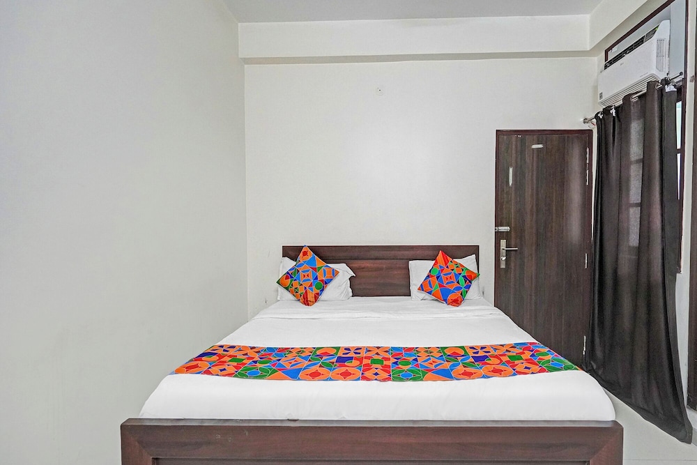 Fabhotel The Virat