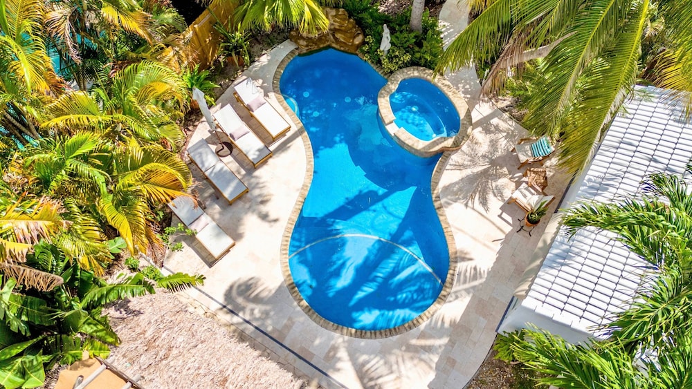 Fabulous Private Oasis With Lgbtq Resort Access