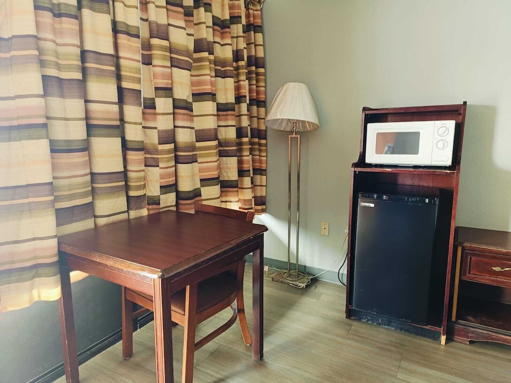 Capital O Travelers Inn Lawton Fort Sill
