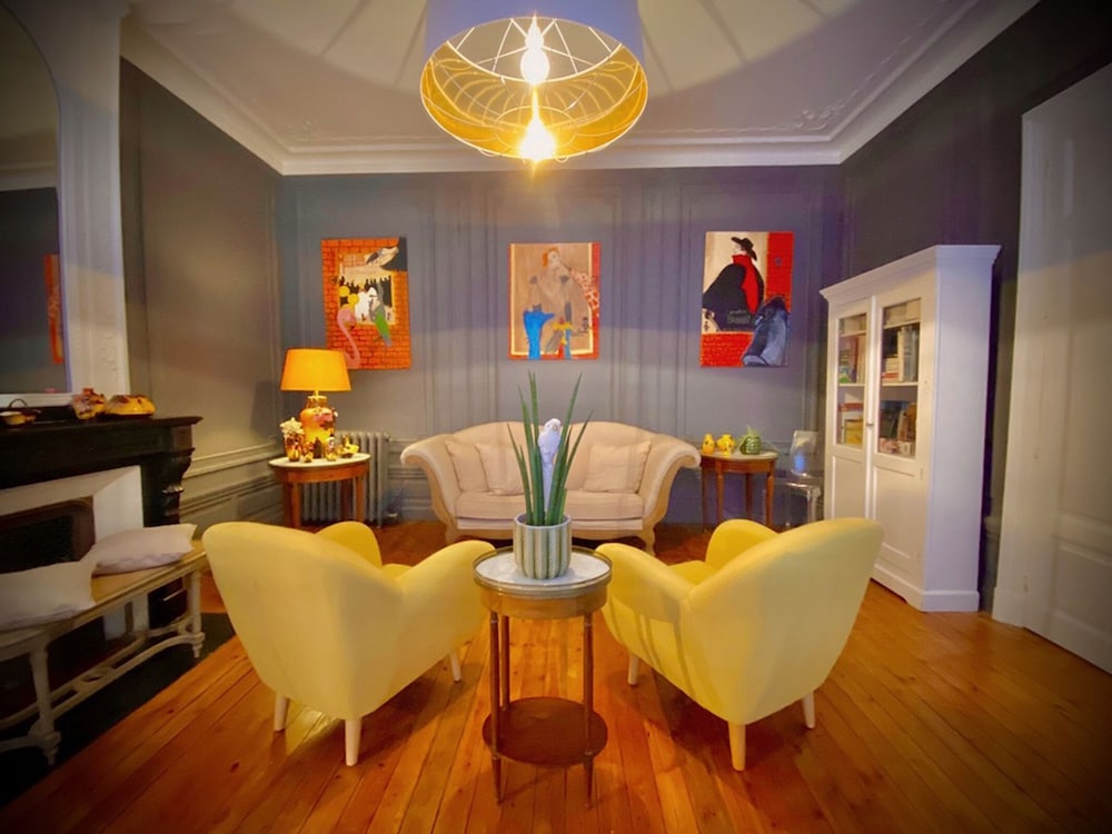 lounge