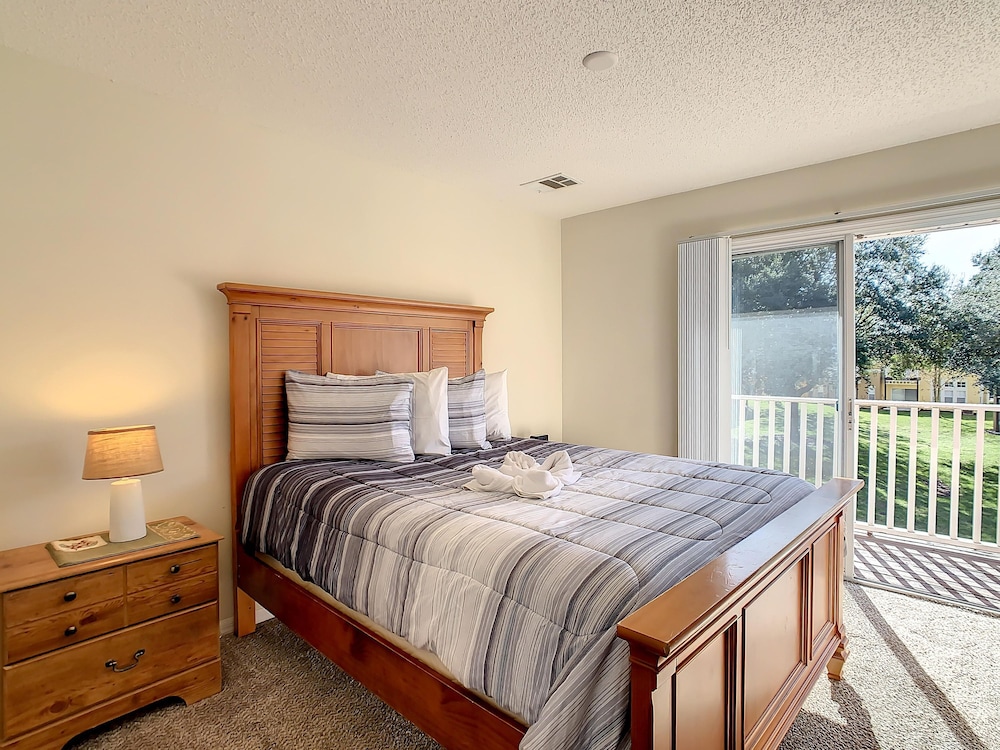 Spacious Emerald Escape - 12 Mins to Disney