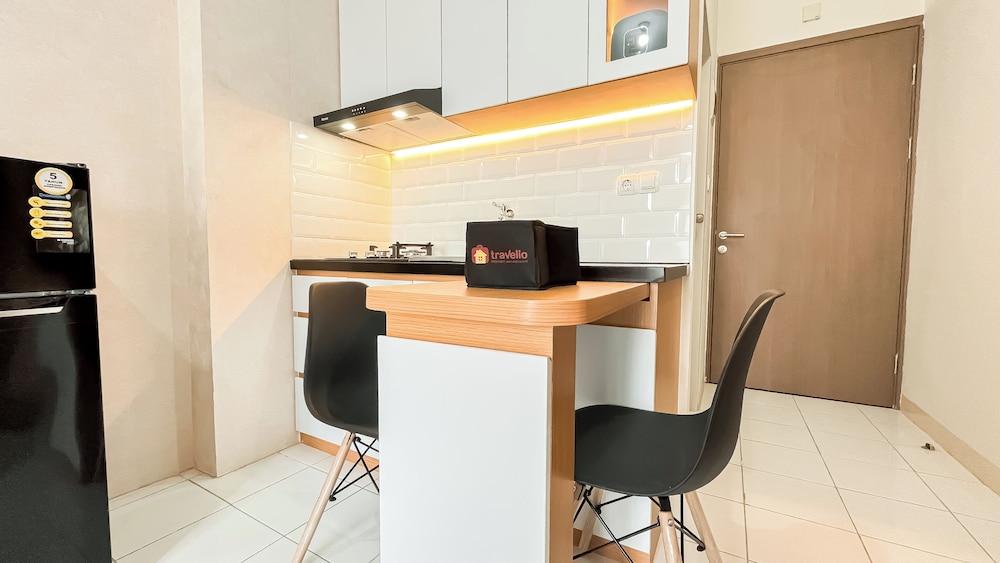 Neat 2Br Apartment Podomoro Golf View