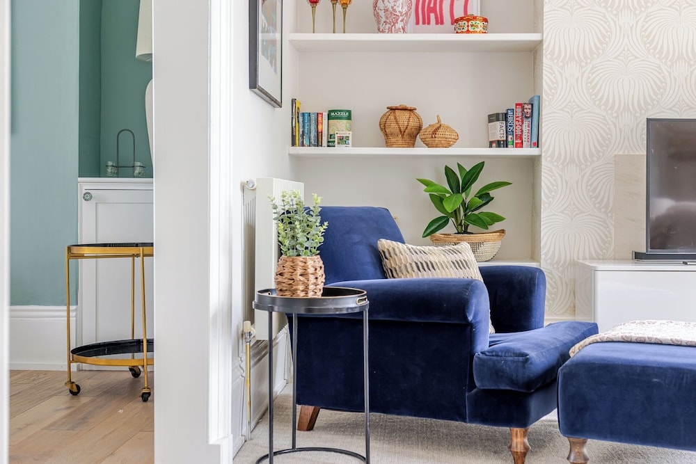 Stylish 5BD Townhouse in Leamington Spa
