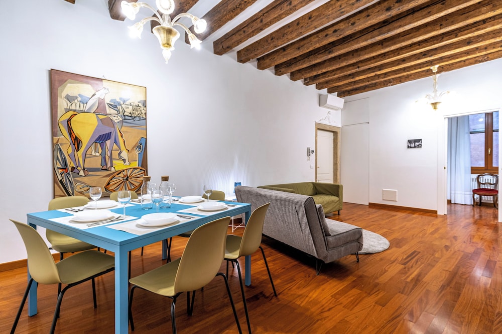 Ca' della Commedia by Wonderful Italy