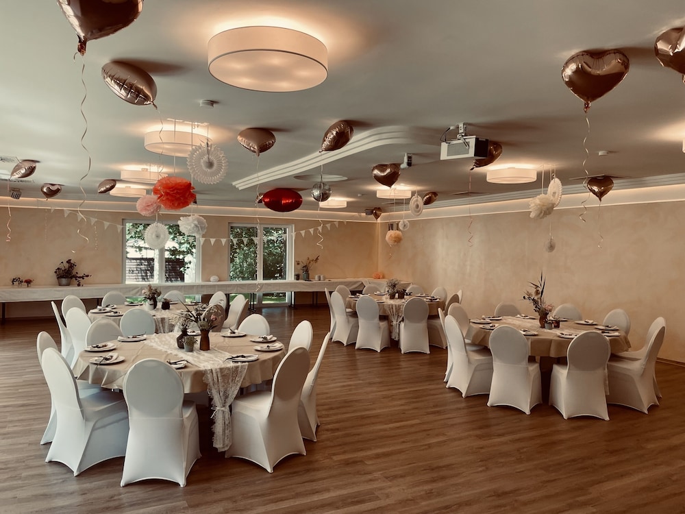 meeting & event spaces
