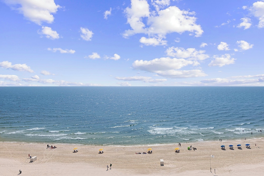 Romar House by Southern Vacation Rentals