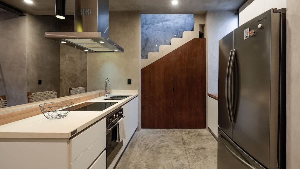 Amazing 3-story Townhouse With Pool in Aldea Zama