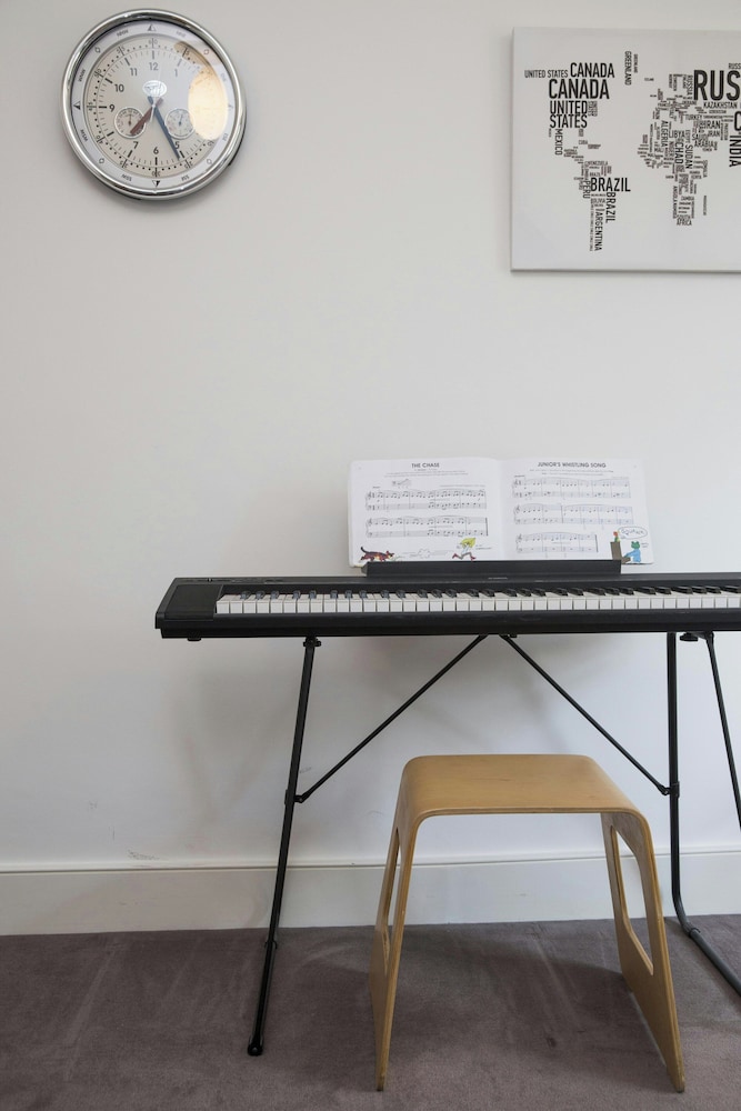 Leamington Road Villas II by Onefinestay