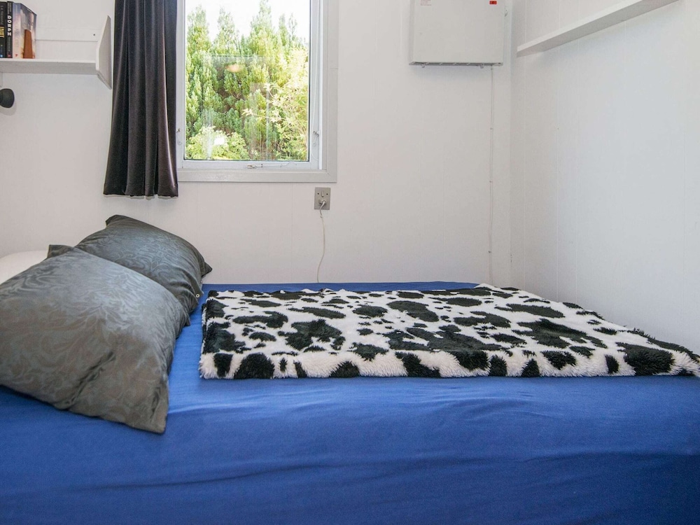 9 Person Holiday Home in Allingabro view 5