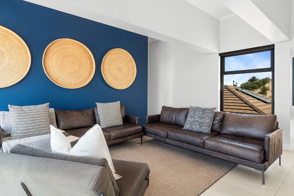 Shelley Point Beach Villa