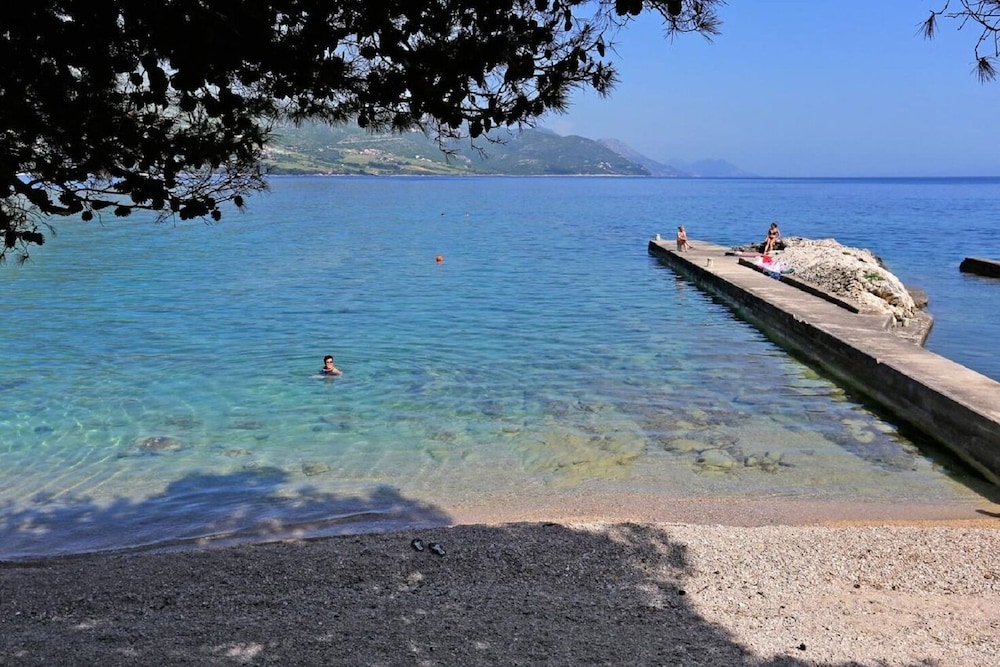Jaki - 150 m From Beach - A4 view 5