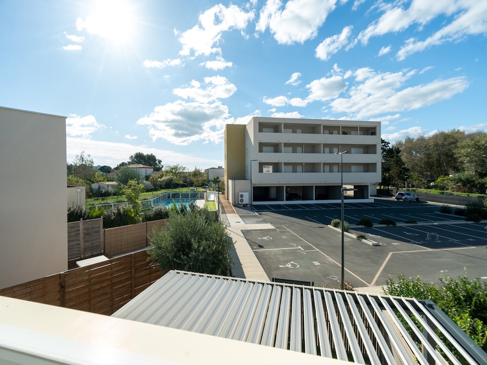 Serenity in Serignan Villa