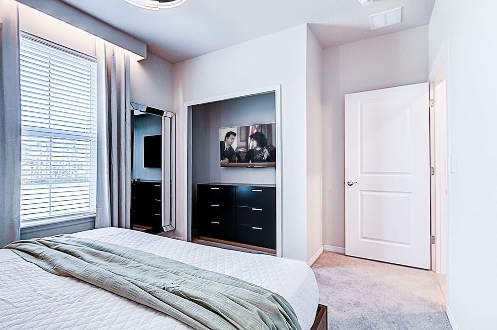 1177 Fantastic Family Home for Your Vacation