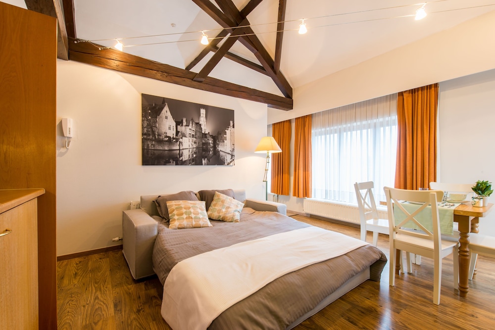 Inn Bruges Suites