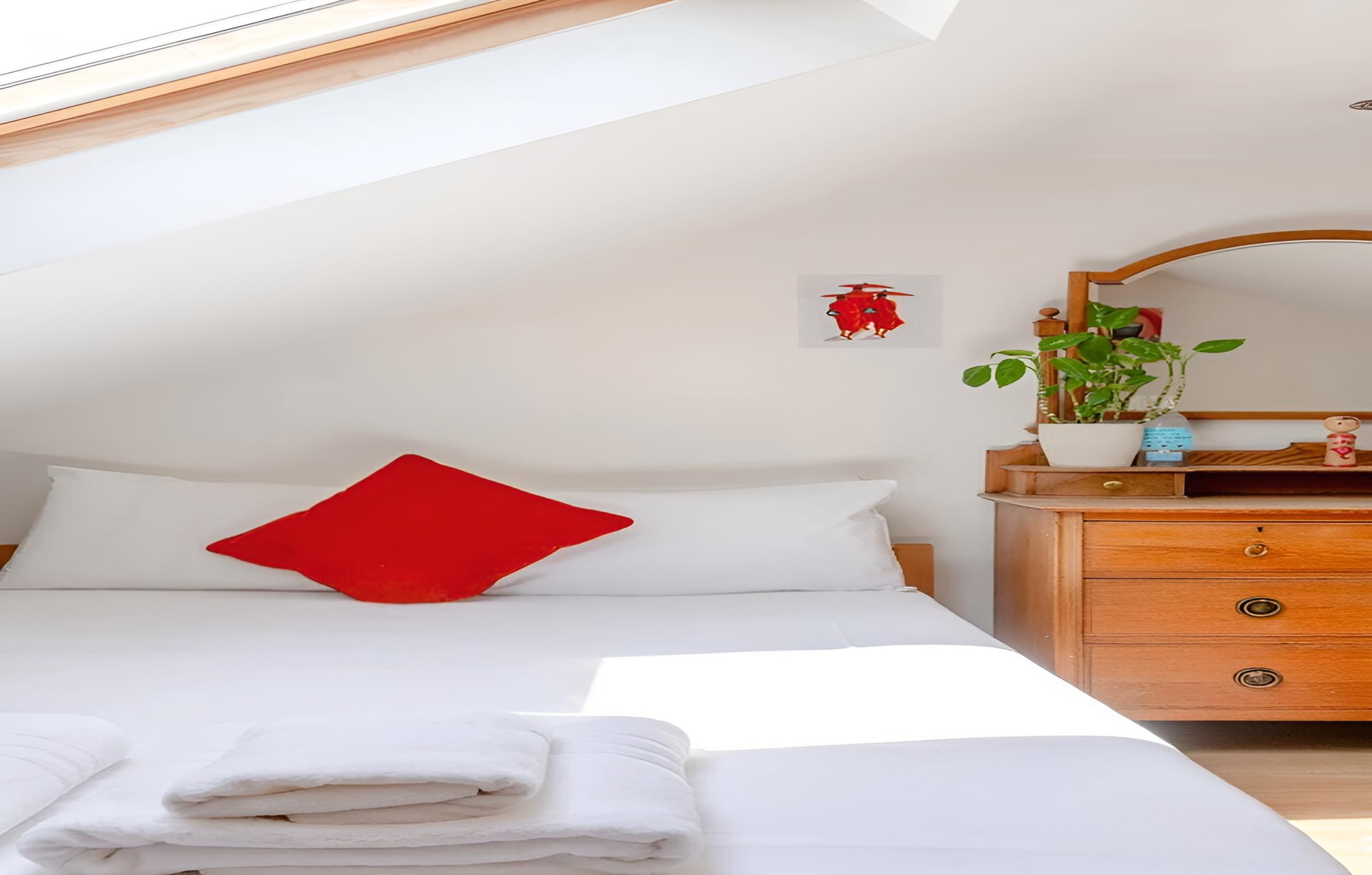 Beautiful 2BD House With Garden - Stoke Newington