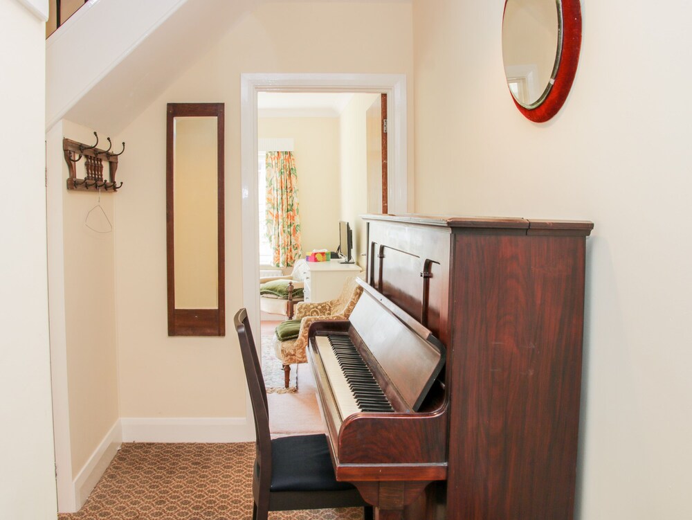 Lane House view 5