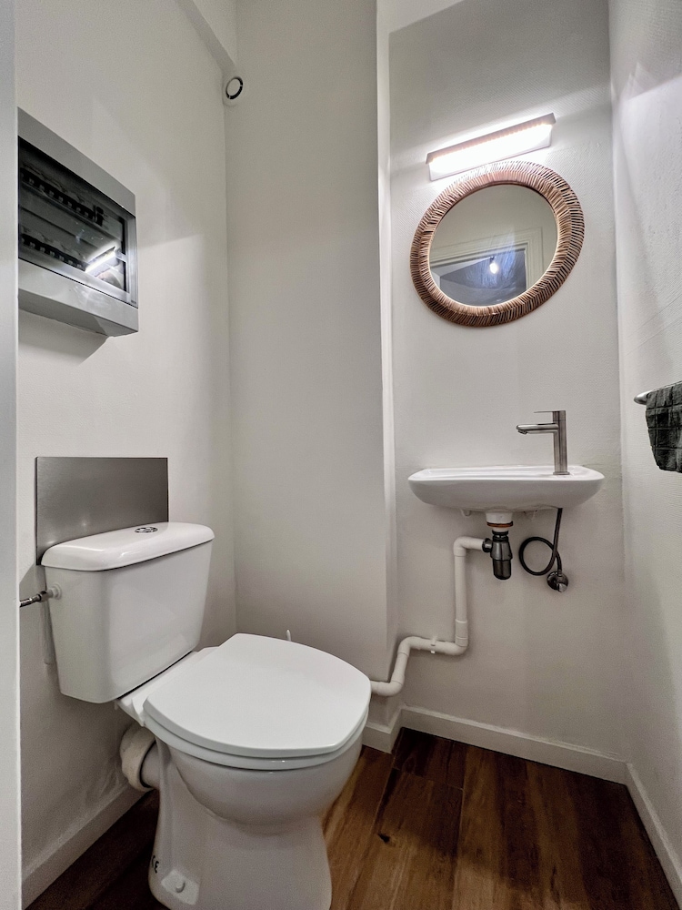 Cozy fully equipped center Liege for 4