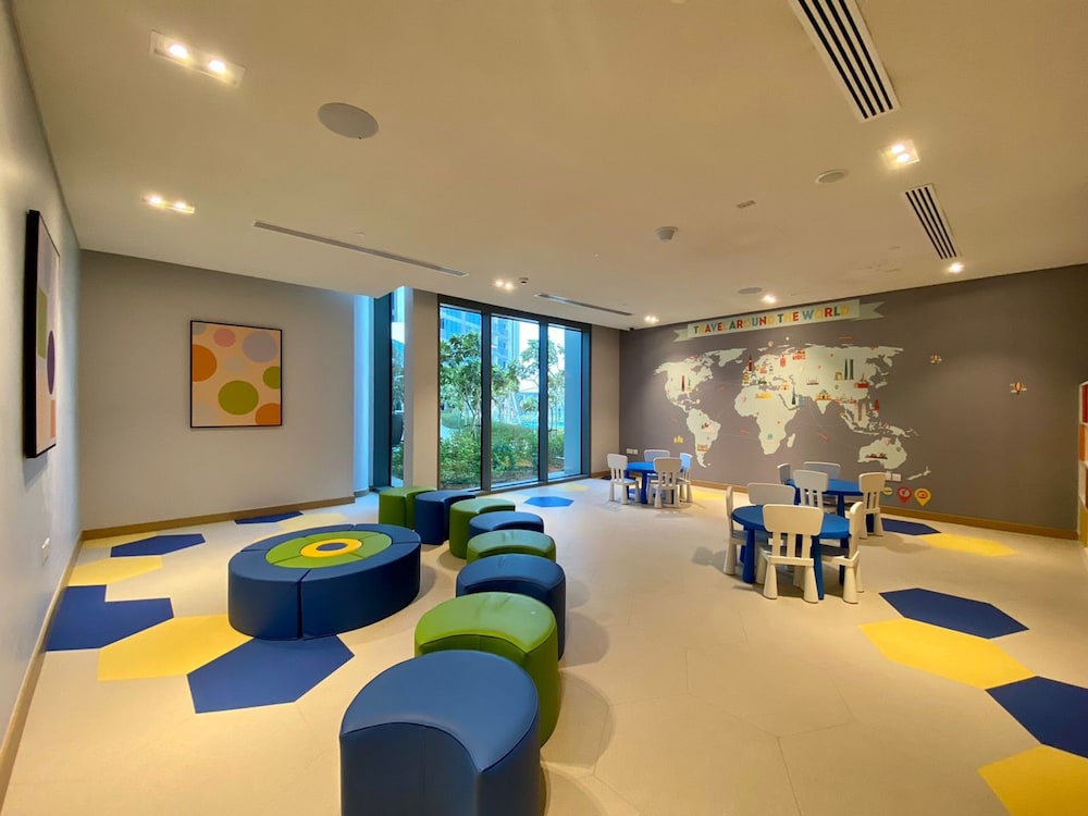EDEN'S Homes & Villas - 52/42 Emaar