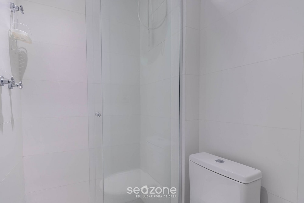 YHD - Condominium With Pool Near Ufsc Located in Carvoeira, This Condominium is an Excellent Choi