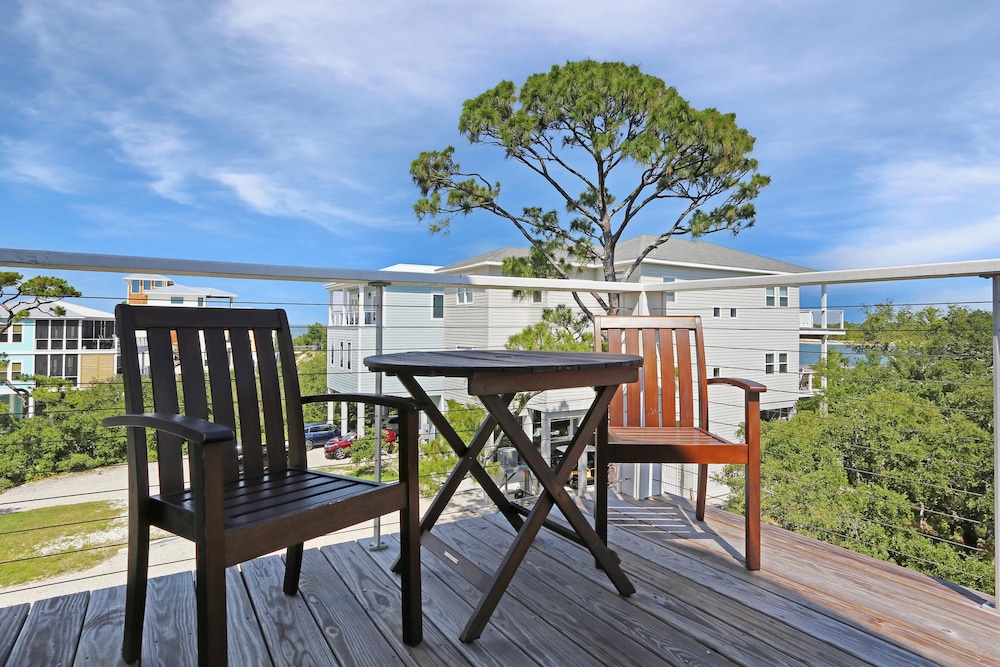 Fisherman's Cove view 4
