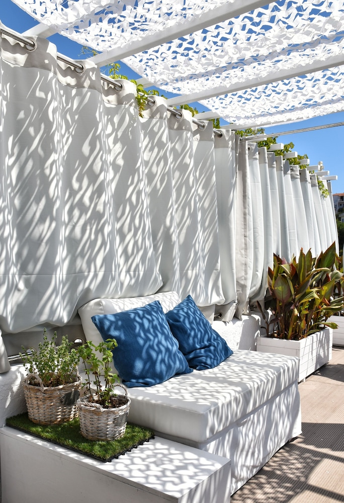 Angelos Design Suites