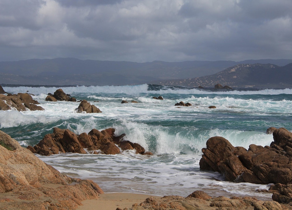 Chalet in Propriano Near Sandy Beaches