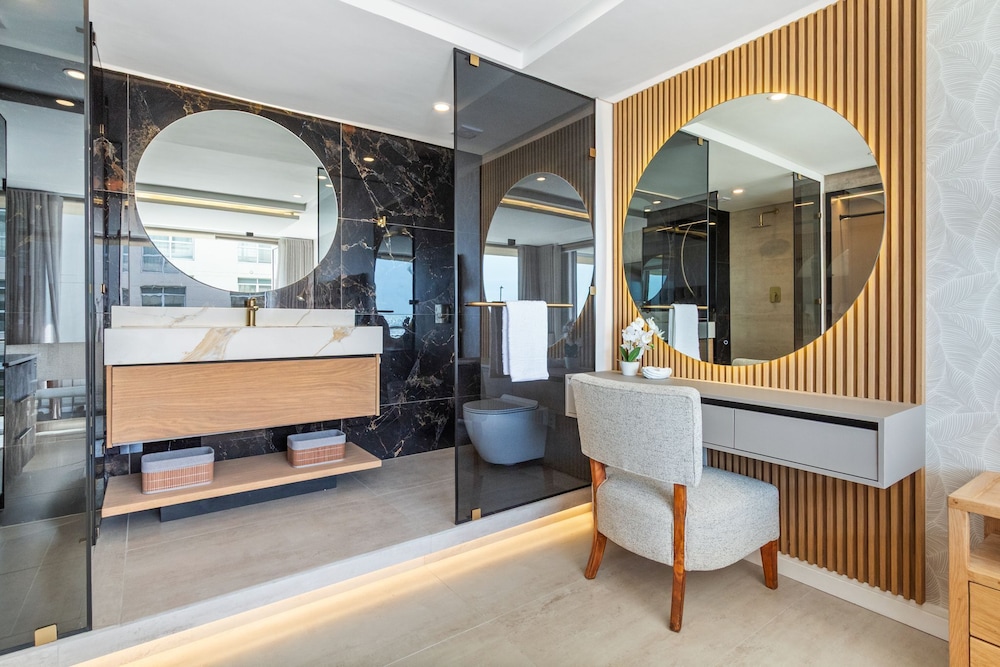 Lagoon Beach Luxe 116a