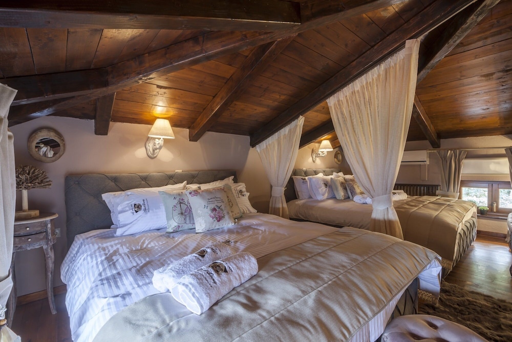 Rock Dandy - Mountain House Arachova Delphi Deluxe Chalet in the Clouds view 3