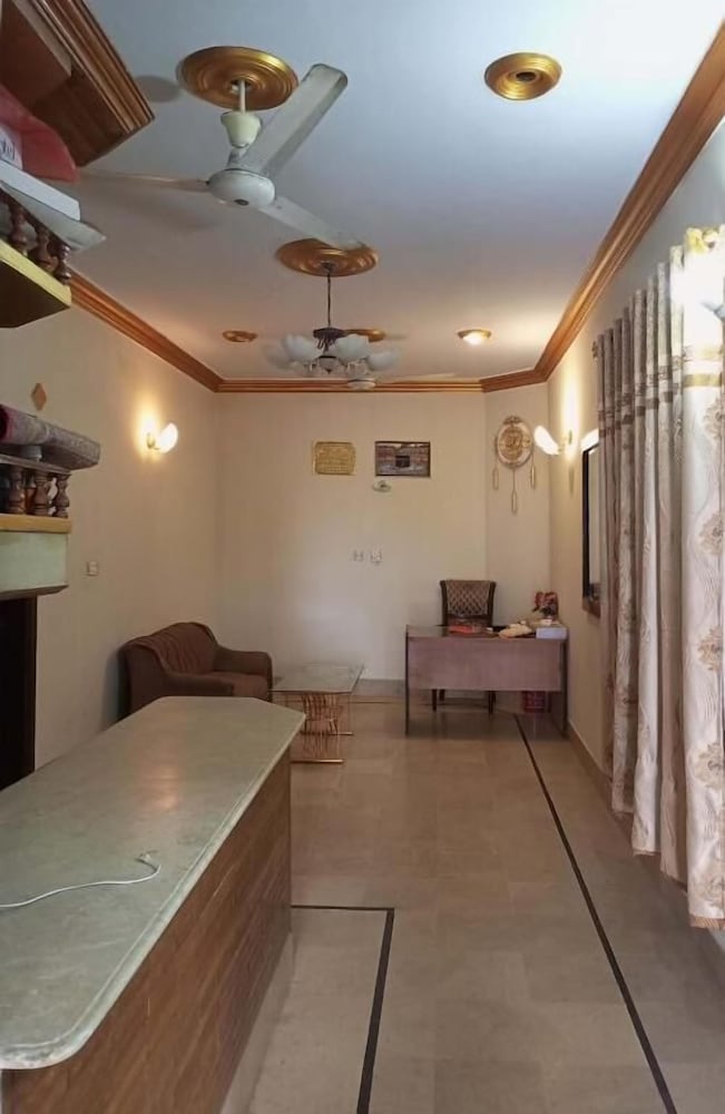Hill View Guest House Karachi view 3