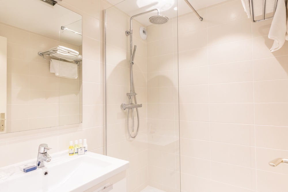 Les Allues Vacations - Madame Vacances Hotel Le Mottaret - Property Image 6