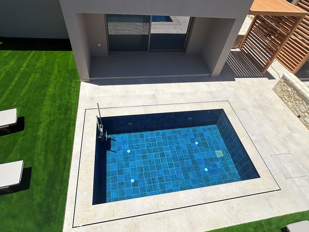 Lumina Sense Villas