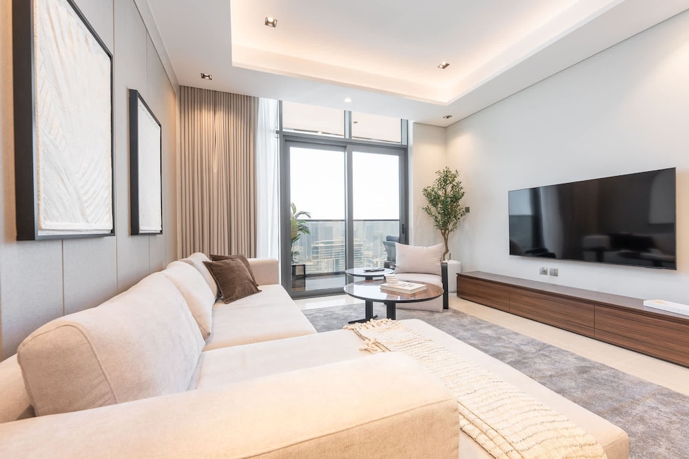 1 Bedroom in Nobles Tower With Burj Khalifa Views