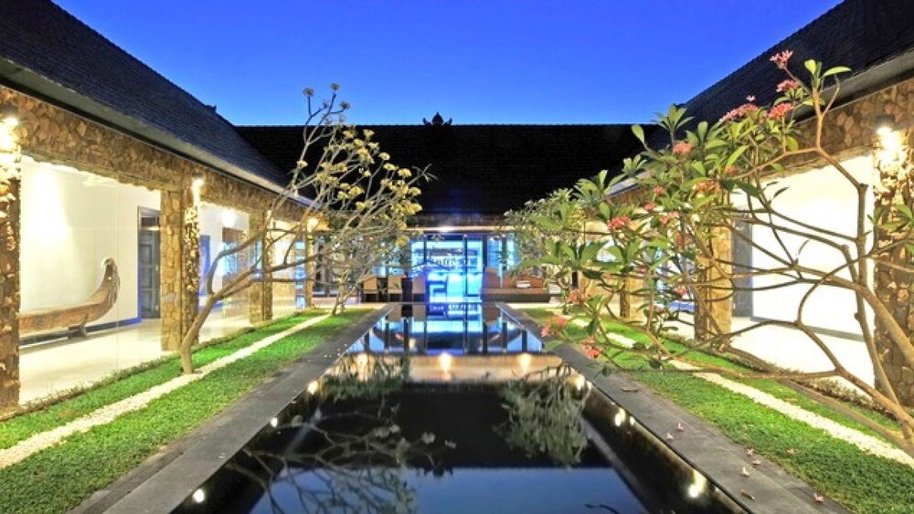 Modern Family Villa view 5
