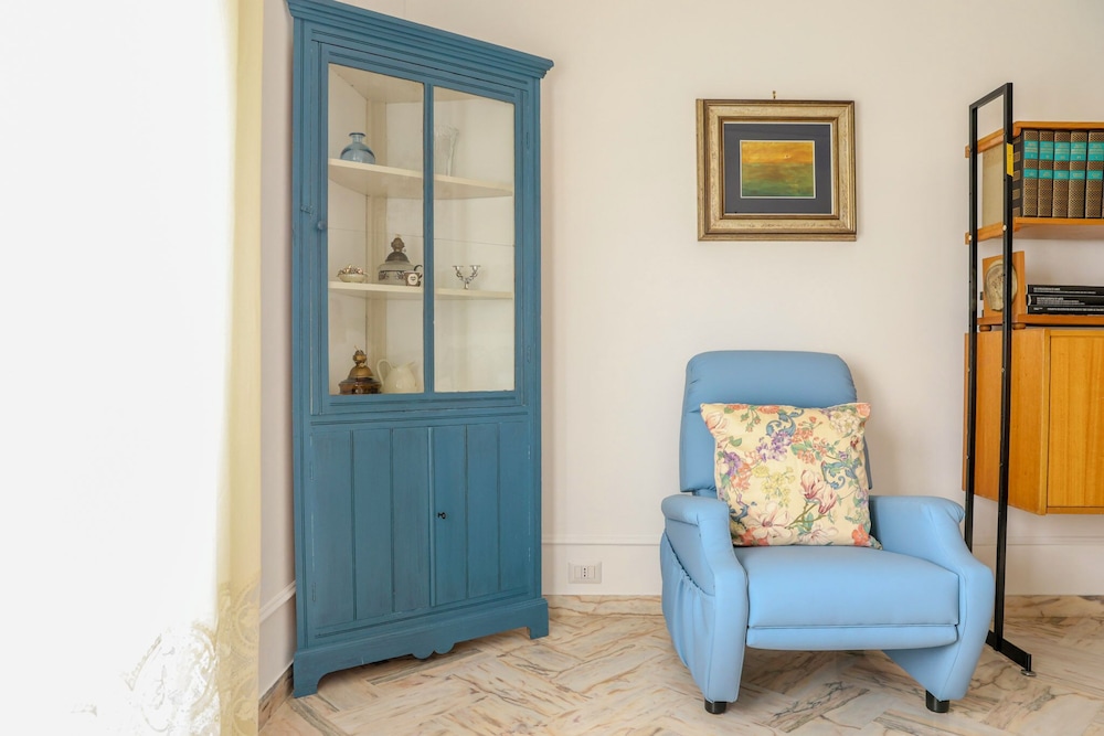 Alla Brezza Blu