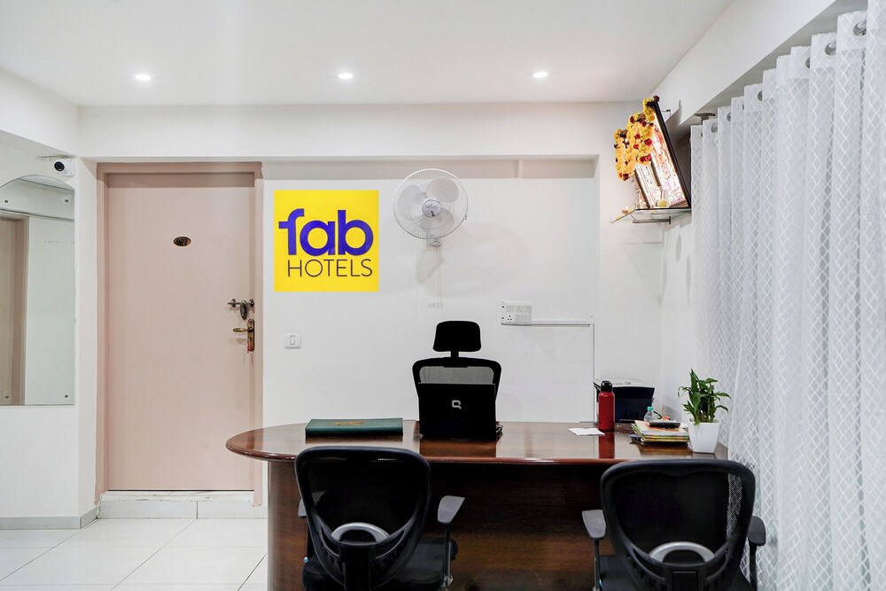 Fabhotel Srinidhi Stay Inn