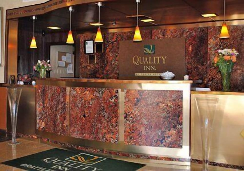 Brattleboro Vacations - Quality Inn  Conference Center - Property Image 33