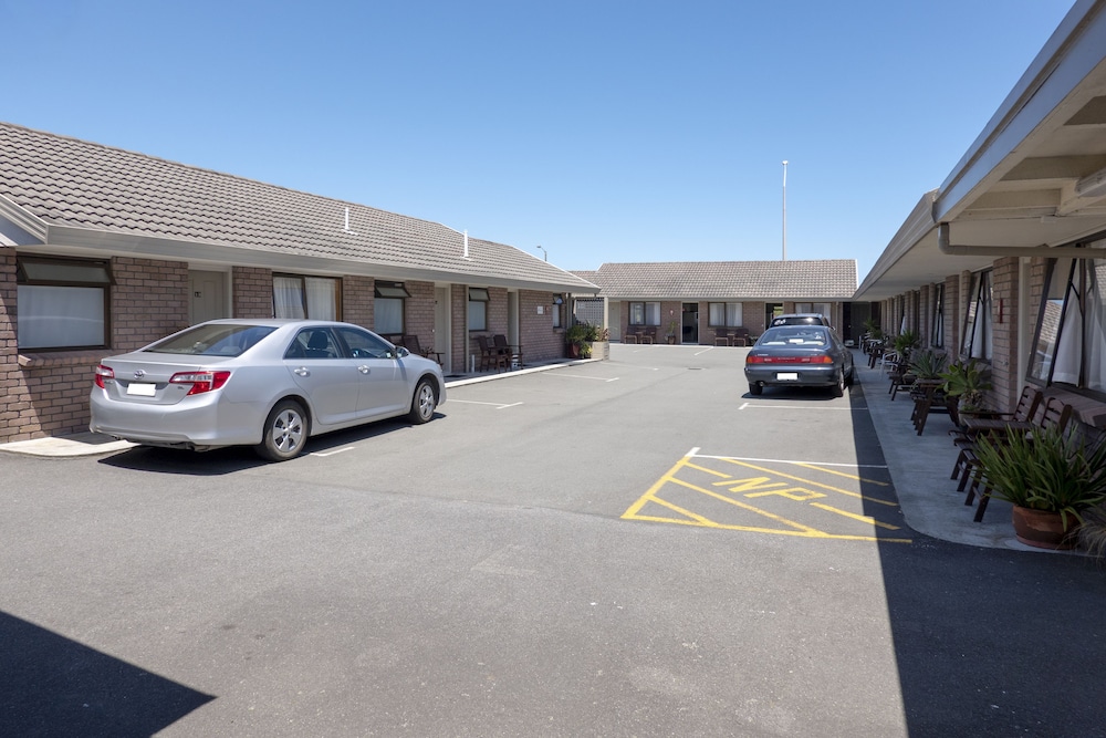 Foreshore Motor Lodge