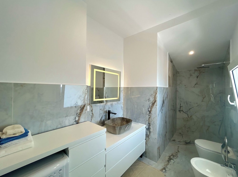 Ishëm Greenview Apartments