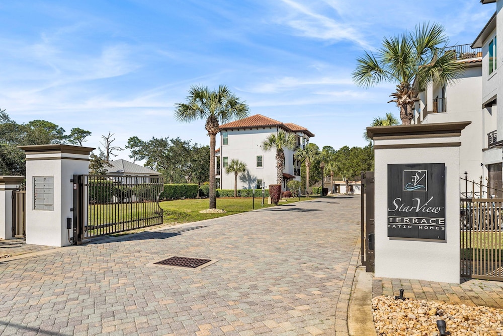 Modern Stay Near 30A w Pool Balcony Golf Cart Rental 30A Sunset Cove