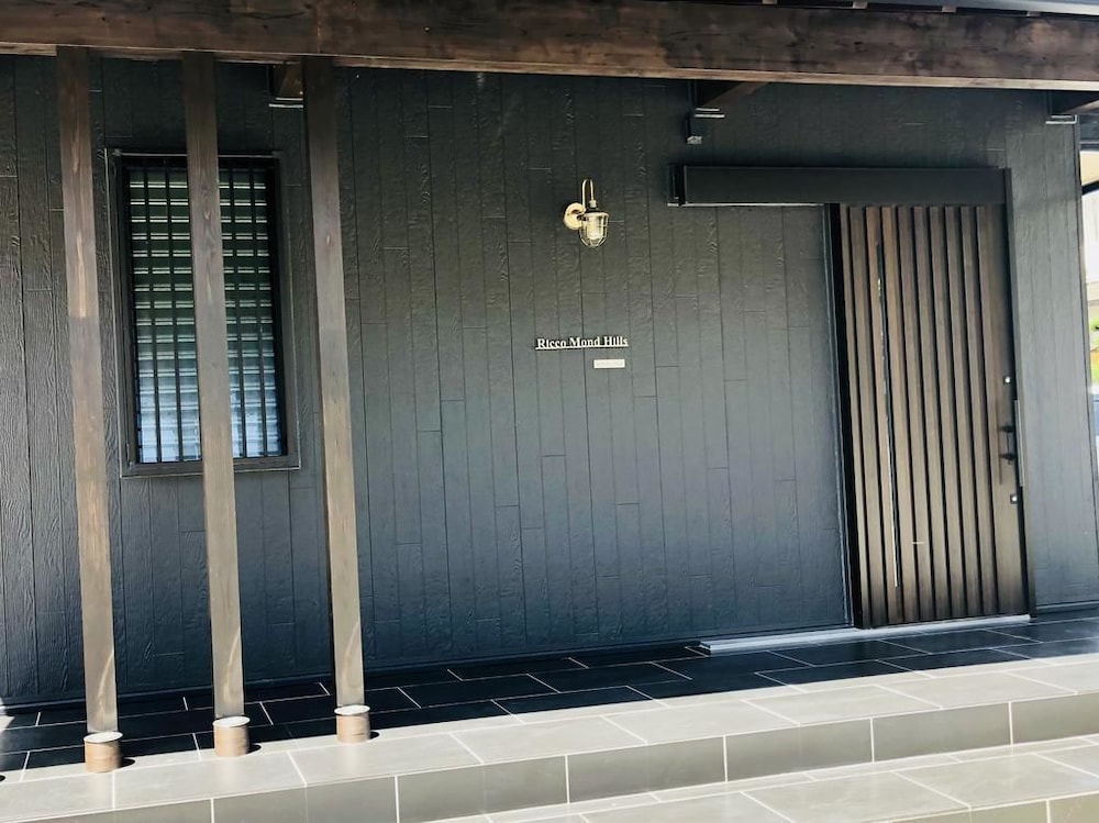 Ricco Mond Hills Apartment House 101, photo 17