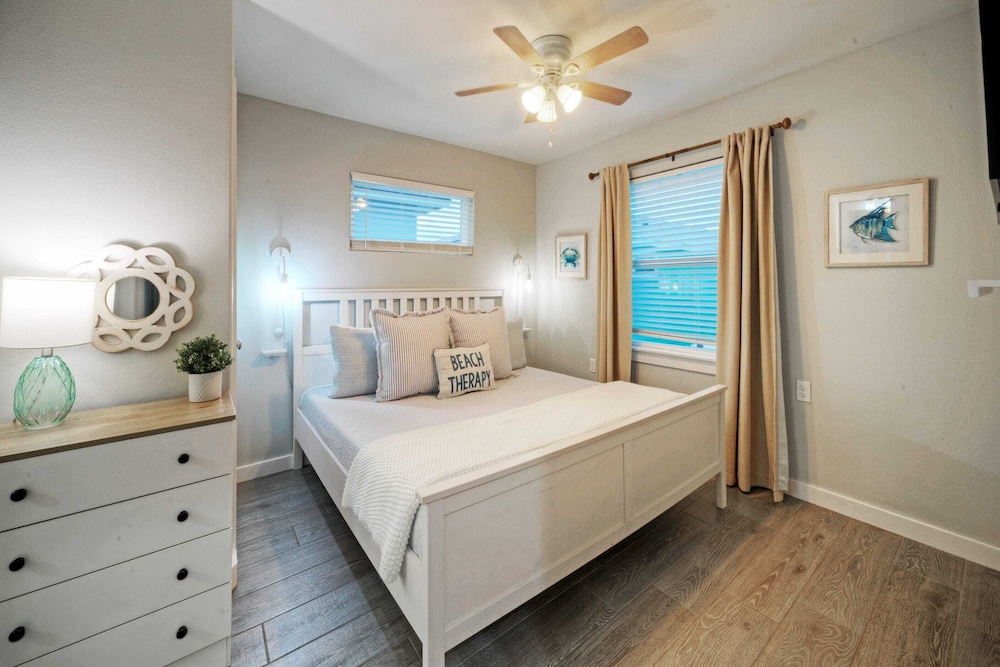 Salty Texan by Avantstay Central Location, Views
