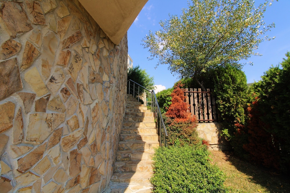 Photo 22