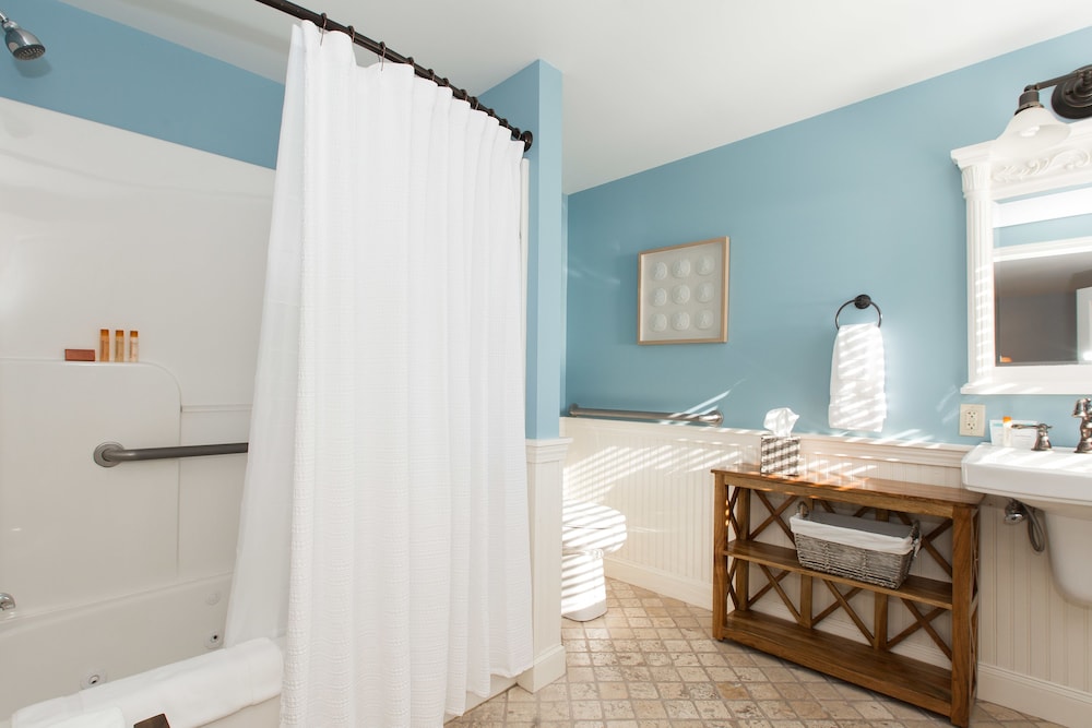 Sheepscot Harbour Village Resort