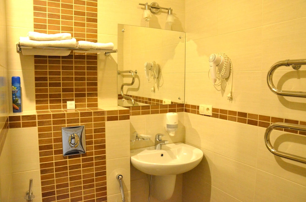 Tranzit Hotel