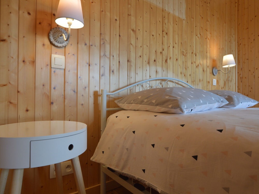 Fine Holiday House with Sauna & Large Terrace near Malmedy view 2