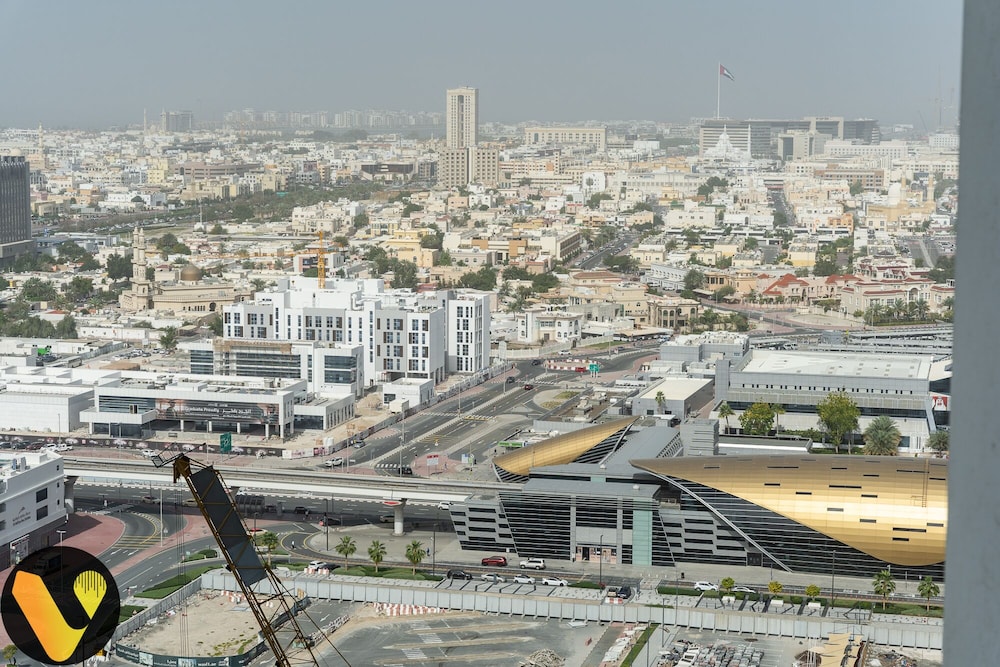 Vogue - Dubai Frame View