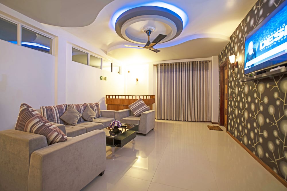 Ocean Village Maldives photo 5